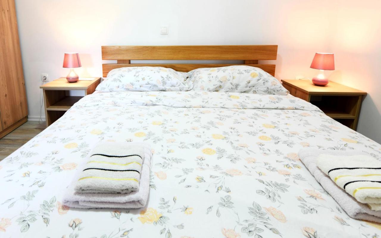 Apartman Jakov ราโควิซา ภายนอก รูปภาพ