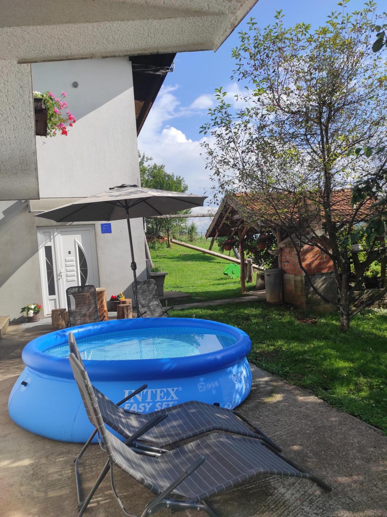 Apartman Jakov ราโควิซา ภายนอก รูปภาพ